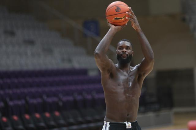 欧冠半决赛时间-史蒂芬森将进行个人试训 篮网雄鹿等队将现场考察