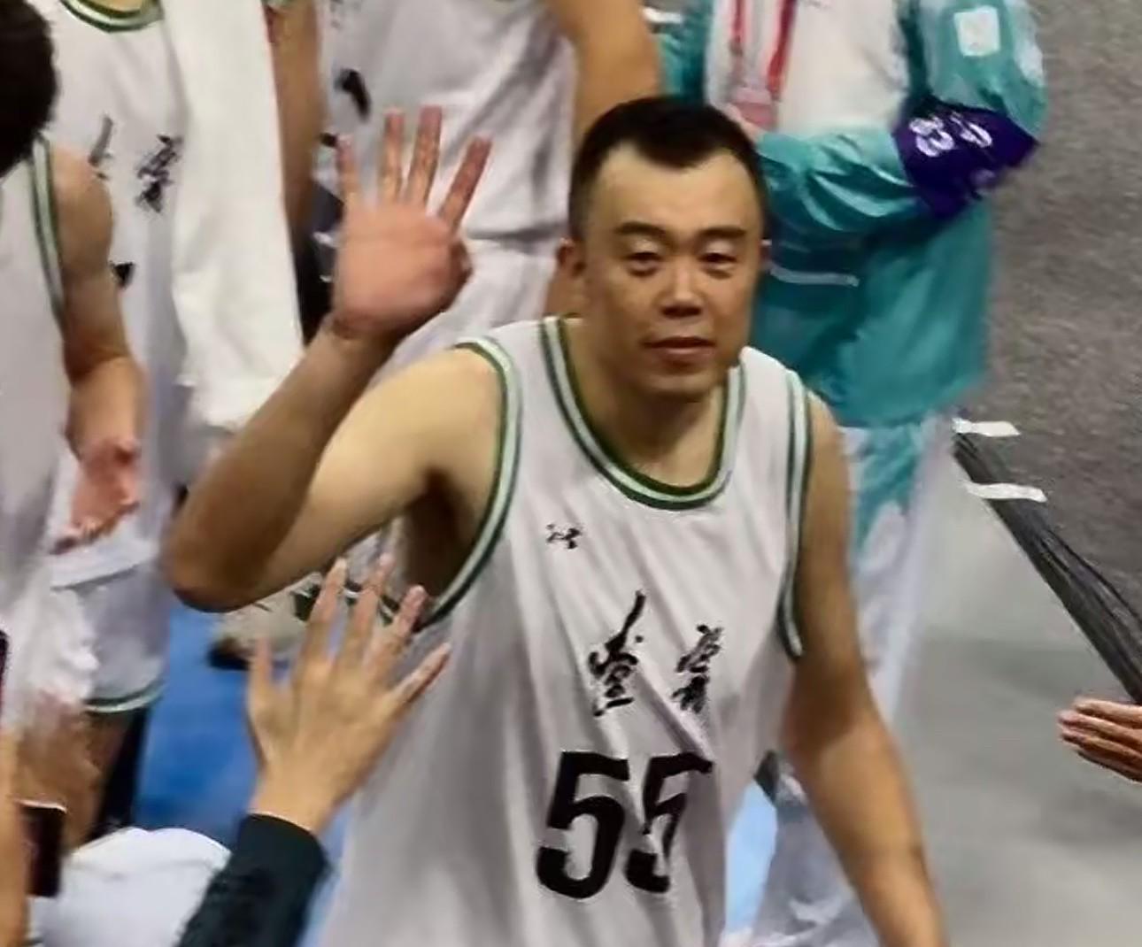 欧冠晋级规则-辽宁日报：原辽篮队长韩德君有望加入“东北超”沈阳队